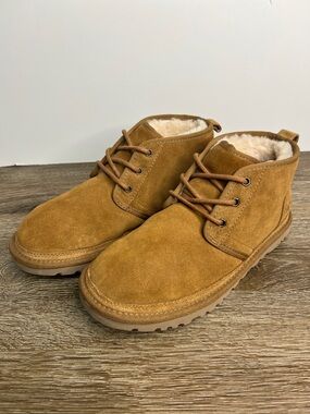 UGG Chestnut Suede Lace-Up Chukka Boots Shearling Lined | Women’s Size 9